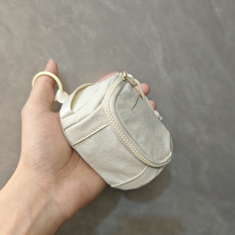 Mini Portable Earphone and Document Storage Bag, Detachable Compact Hanging Pouch, Convenient Carry-On Card Holder, Travel Essentials Bag Mini Portable Earphone and Document Storage Bag, Detachable Compact Hanging Pouch, Convenient Carry-On Card Holder, Travel Essentials Bag