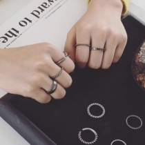 Korean retro minimalist style popular temperament simple all-match thread letter men and women suit joint ring ring tail ring
