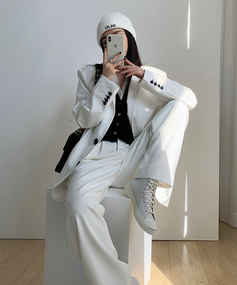 White Suit + White PantsAdvanced sense Salt system Age reduction Bomb Street suit Professional pants suit Two piece set Foreign style 2021 new pattern female Spring and Autumn
