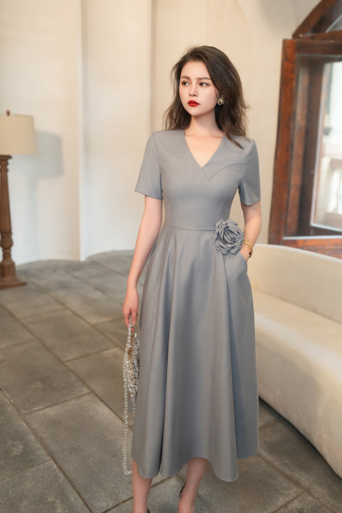 C8786 2080K VÁY ĐẦM LIỀN THÂN DÁNG DÀI NỮ JIARELA MÙA HÈ HỌA TIẾT HOA CỔ CHỮ V THỜI TRANG NỮ G05 SẢN PHẨM MỚI