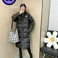 W Warehouse-846321-01 та же самая модель мужчин и женщин