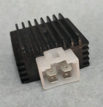 Motorcycle Applicable Dayang 100 Lifan 110 Zong Shen Longxin 90 Full Wave Silicon Rectifier Voltage Regulator Rectifier