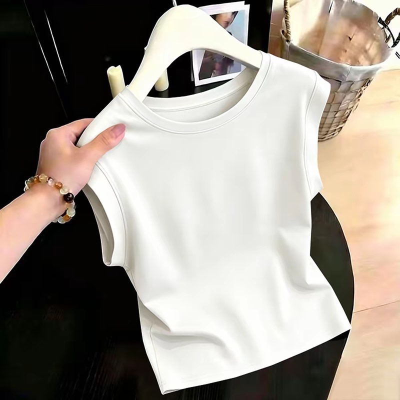 Round Neck Sleeveless Vest for Women 2026 Summer New Fashion Casual Sports Small Flutter Sleeve Base Shirt High-End Top Round Neck Sleeveless Vest for Women 2026 Summer New Fashion Casual Sports Small Flutter Sleeve Base Shirt High-End Top