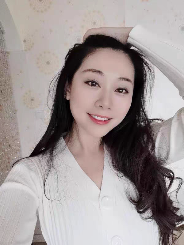 速潮女包工厂直销店