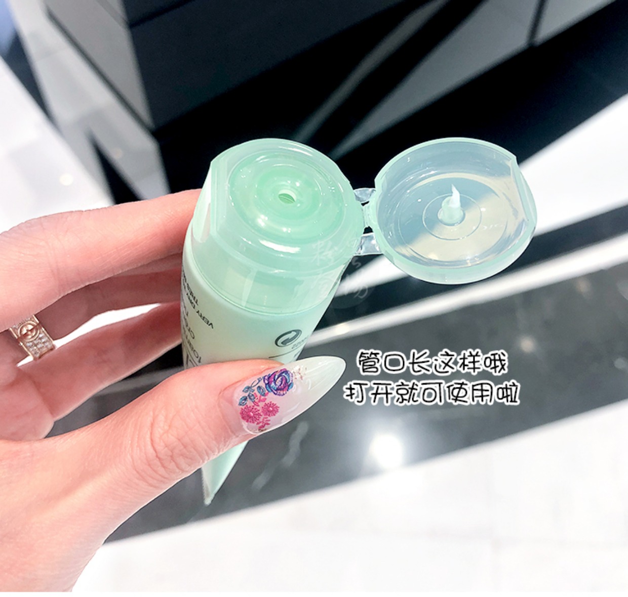 Sữa rửa mặt tạo bọt trung bình Clinique 30ml Sữa rửa mặt nhẹ nhàng 19 năm màu xanh lá cây sữa rửa mặt papulex