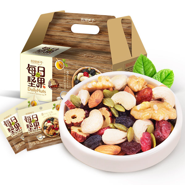 松鼠铺子 每日坚果 8种果仁混合组合 25g*30袋 天猫优惠券折后￥69包邮（￥89-20）