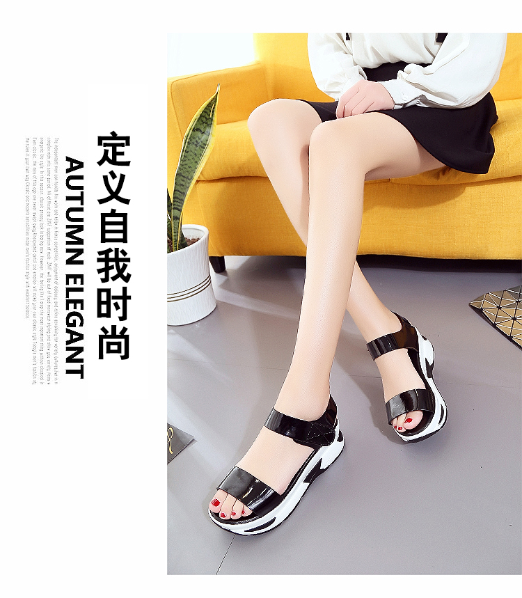 Phiên bản Hàn Quốc của giày dép hở mũi thời trang nữ 2018 hè mới Học sinh mới đi giày đế bệt đế dày Velcro hoang dã xăng đan đế xuồng