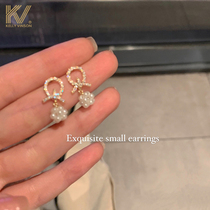 Pearl earrings 2021 New Tide light luxury earrings female sterling silver earrings without ear hole advanced sense simple small and small stud earrings