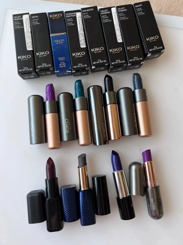 Итальянская помада kiko ripstick rongt