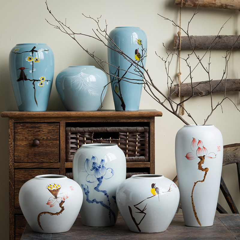 Jingdezhen New Chinese-Style Hand-Painted Ceramic Vase Ornament for Living Room, Rustic Pottery Vintage Flower Pot for Dried Flowers