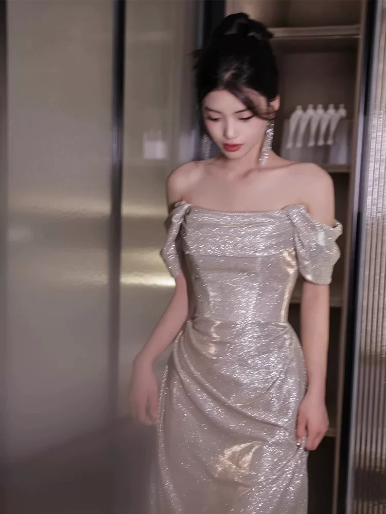 Evening dress, high-end, open shoulders