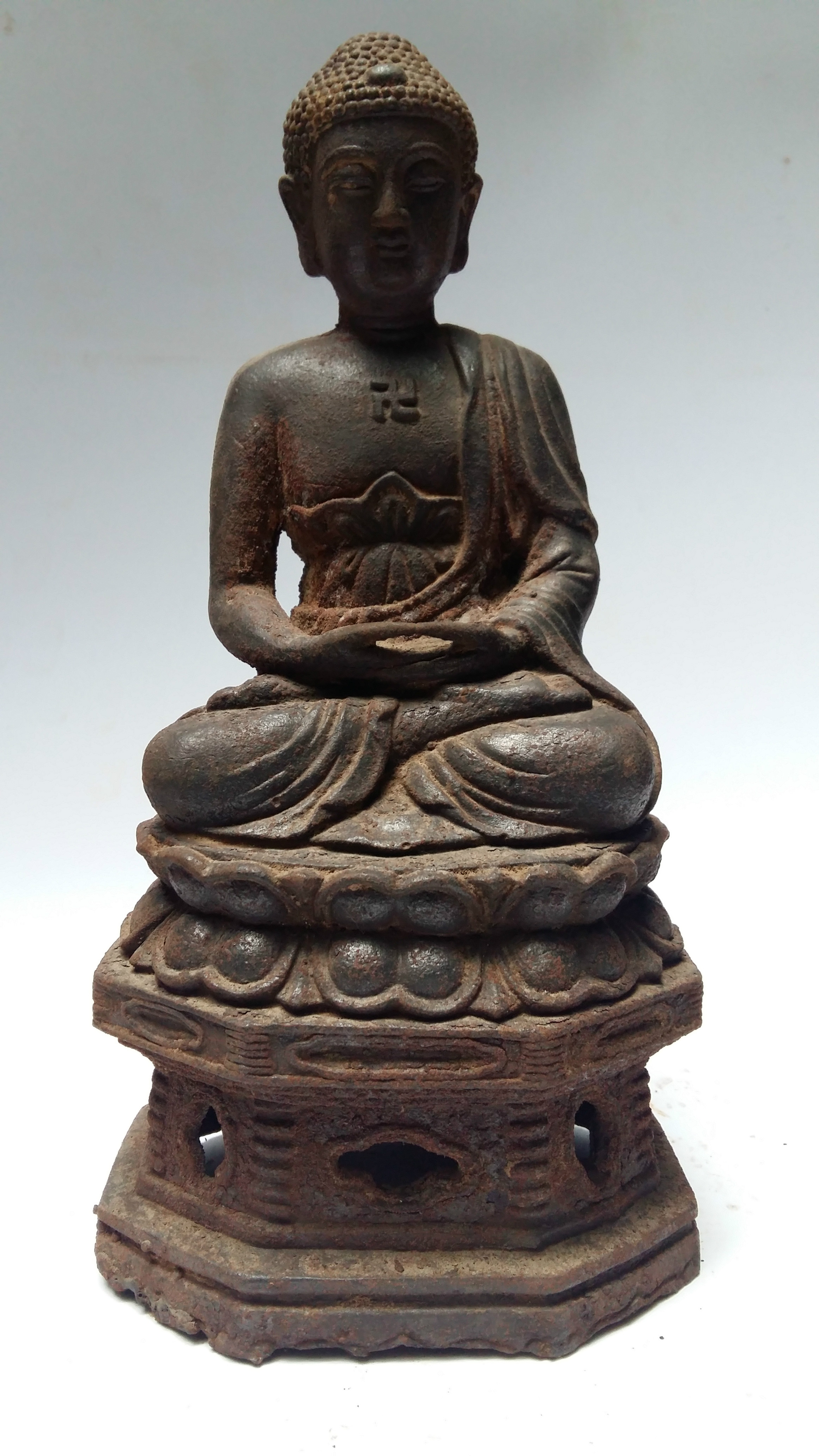 Imitation of ancient iron tools Tieguanyin Buddha statue Statue Iron Buddha Antique miscellaneous cast iron crafts