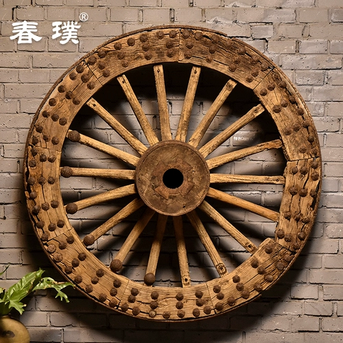 Старые колеса старая машина