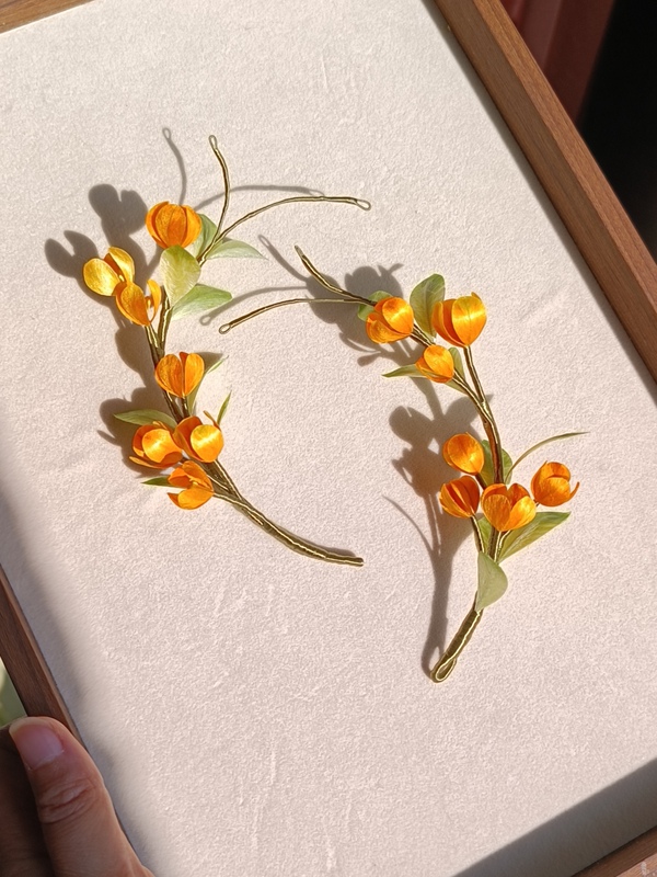 Yellow Osmanthus Flower Velvet Hairpin, a Traditional Handicraft Made from Silk Thread, Suitable for Hanfu, Cheongsam, and New Chinese-Style Clothing, Ideal for Gifting Yellow Osmanthus Flower Velvet Hairpin, a Traditional Handicraft Made from Silk Thread, Suitable for Hanfu, Cheongsam, and New Chinese-Style Clothing, Ideal for Gifting