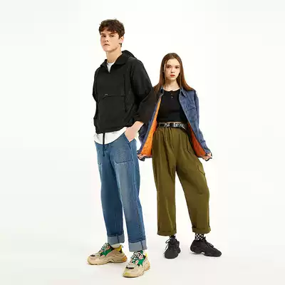 Taobao men's shooting male model shooting Tide brand model designer clothing clothing men's clothing women's couples shooting