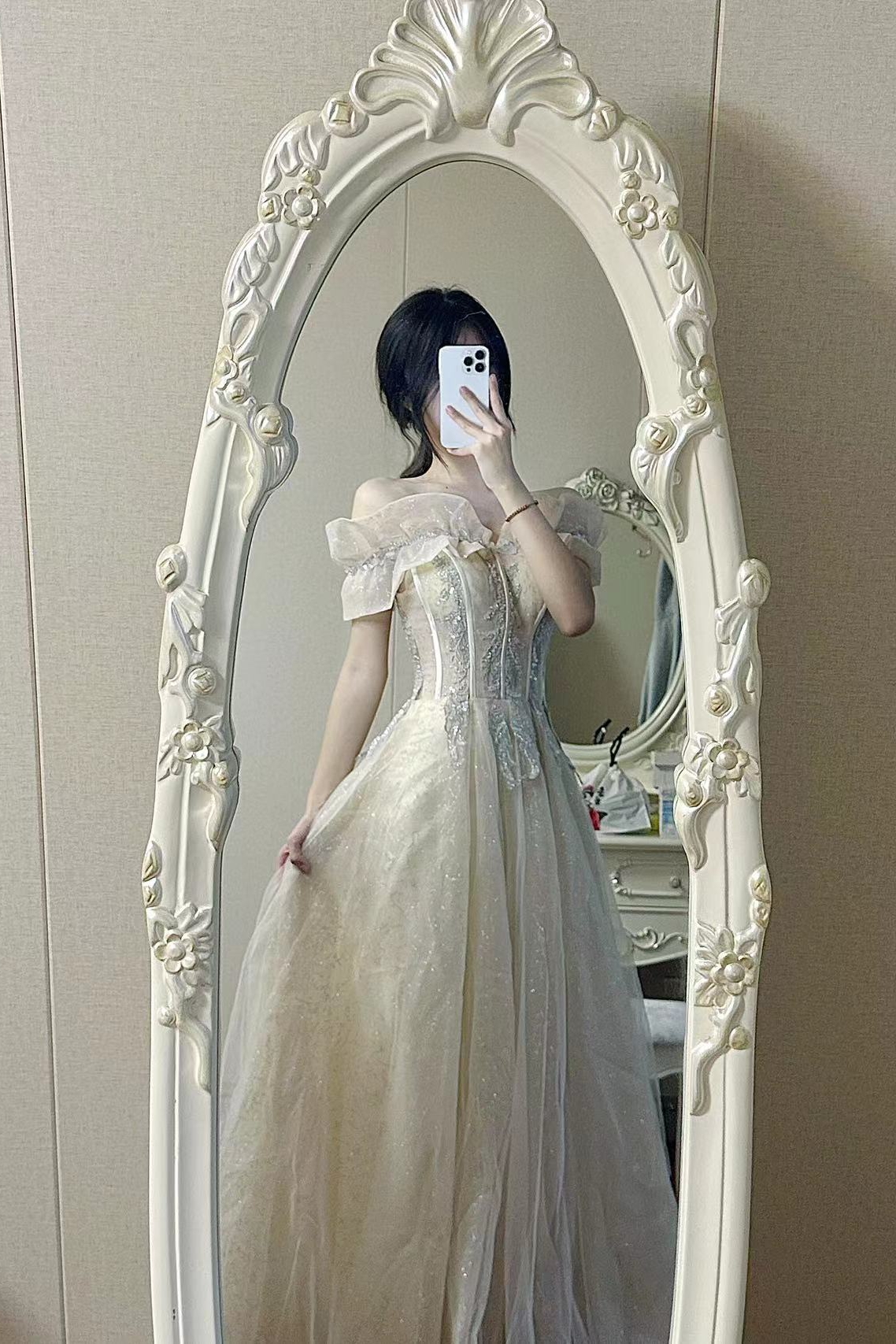  XL+Long, champagne color, mid-length  