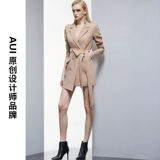 Длинный осенний костюм, пиджак классического кроя, дизайнерский корсет, куртка, средней длины, коллекция 2023, тренд сезона