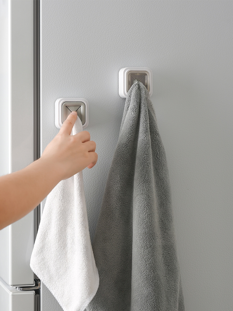 Paste-type towel storage plug-free punching kitchen rag dishcloth hook bathroom towel hanger