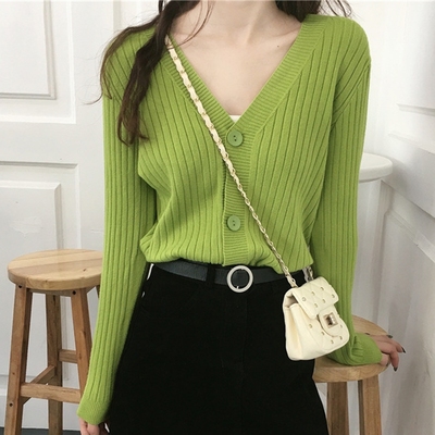 新款外穿温柔风短款宽松V领毛衣外套针织衫