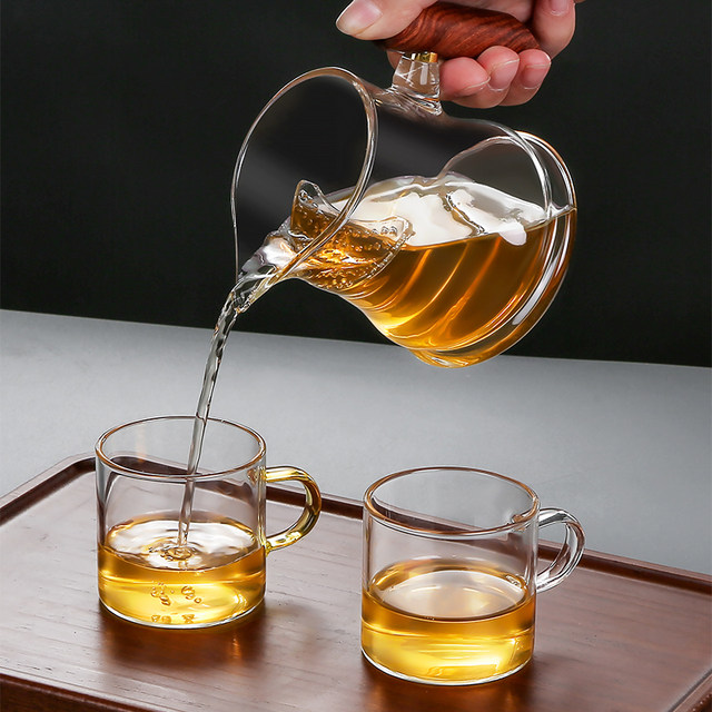 Crescent fair cup glass high-end with tea leak filter integrated tea water separation tea cup ຜູ້​ຊາຍ​ຈອກ dispenser ເຮືອນ