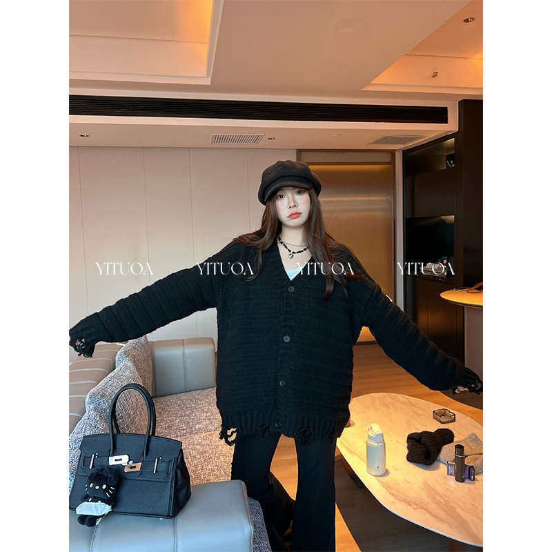 Yituoa Stylish Black Knit Cardigan with Flowing Edges, Autumn 20% Wool V-Neck Single-Breasted Loose Coat for Women