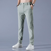 Светло-зеленый