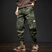 Военный зеленый