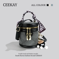 Черный подарочный пакет