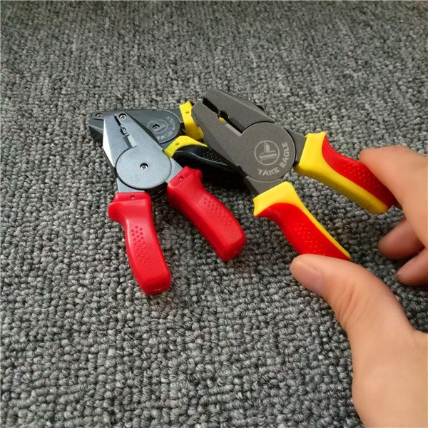 Điện thoại di động quý tộc toàn dân 2018 đồ chơi vui vẻ nữ phong cách nhẹ nhàng sáng tạo thủy triều nam Sprite Cola chơi bơm hơi - Bật lửa bật lửa dunhill
