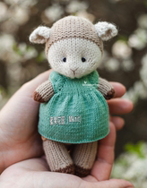 Emma the Sheep Body Clothes Pure Text Illustrations Honey Fruit Garden Stitch Doll Knitting Instructions