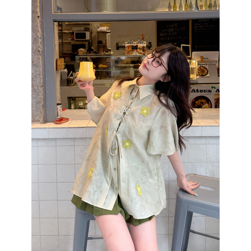 Keiko Fresh Green Short-Sleeved Shirt for Women, Summer Artistic Style, Niche Three-Dimensional Applique Tie-Up Chiffon Top Keiko Fresh Green Short-Sleeved Shirt for Women, Summer Artistic Style, Niche Three-Dimensional Applique Tie-Up Chiffon Top