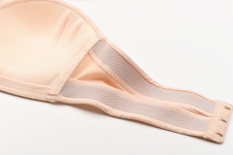 Sexy bra quây phép lạ vô hình áo ngực mỏng phần mùa thu và mùa đông silicone chống trượt nửa cốc đồ lót đám cưới dán ngực ao lot hoc sinh