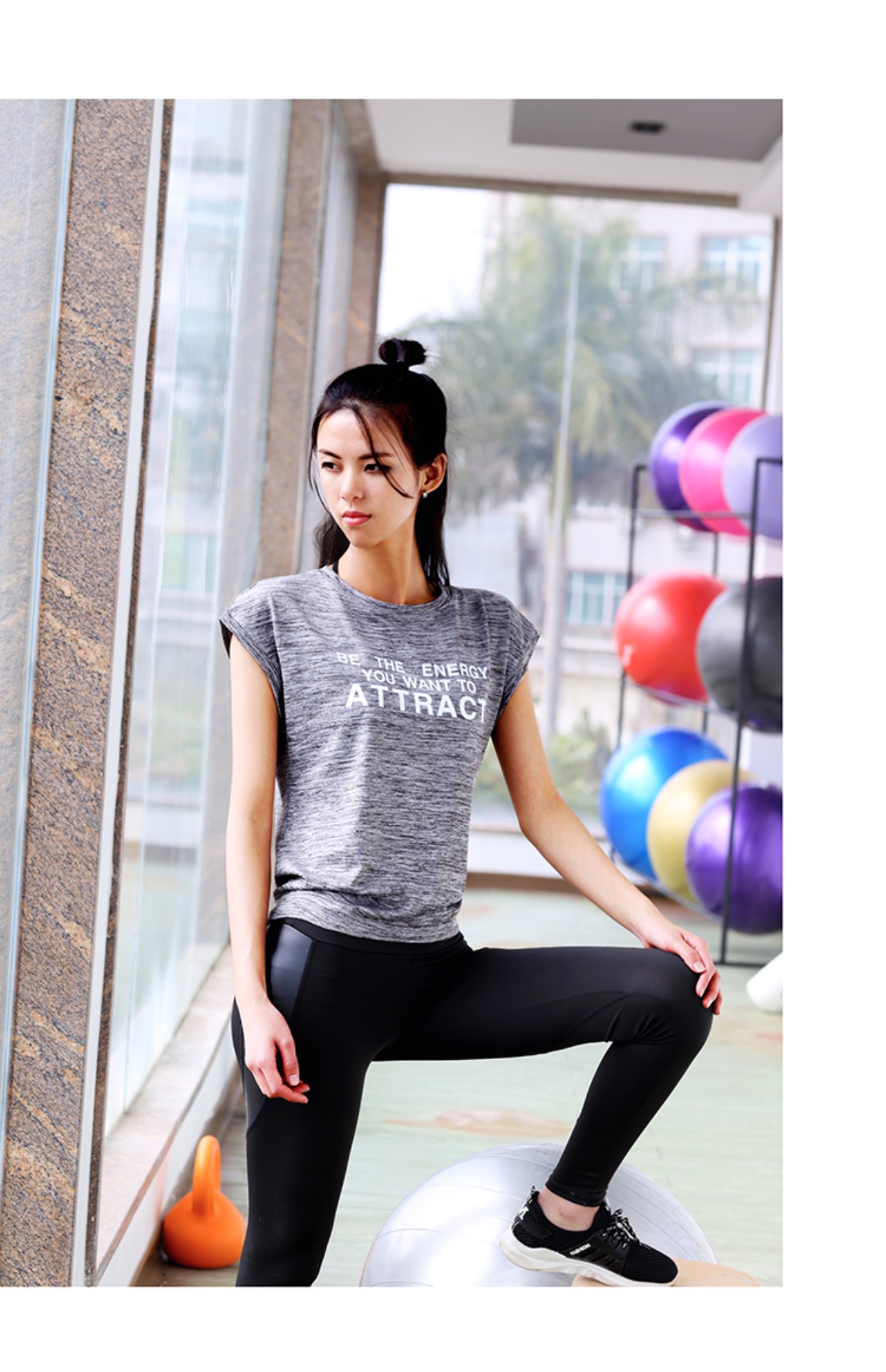 Thư thể thao nữ tay ngắn lưới thoáng khí vẻ đẹp phía sau thắt nút áo thun thể dục yoga thoải mái Slim quần áo nhanh khô áo thun reebok