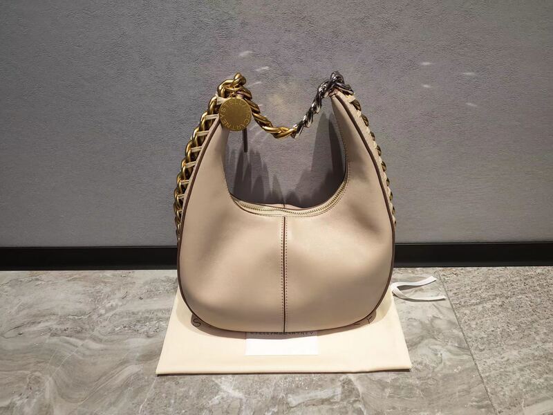 2023Ss Italian Fashion Trend Women's Bag New Large Chain Stella Shoulder Handbag Underarm Bag 2023Ss Italian Fashion Trend Women's Bag New Large Chain Stella Shoulder Handbag Underarm Bag