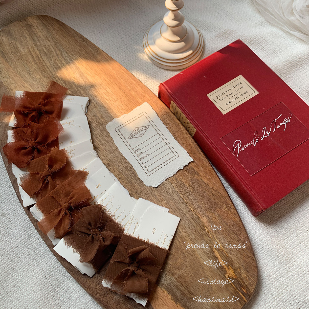 New earth color thin sample card satin ins oath this hand holding flower strap does not contain wooden shaft