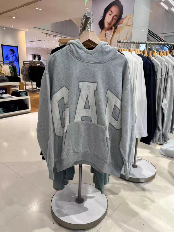 Gap Men's and Women's Clothing 2025 Autumn New Logo Printed Fleece Loose Pullover Hoodie Sweatshirt 786945 Gap Men's and Women's Clothing 2025 Autumn New Logo Printed Fleece Loose Pullover Hoodie Sweatshirt 786945
