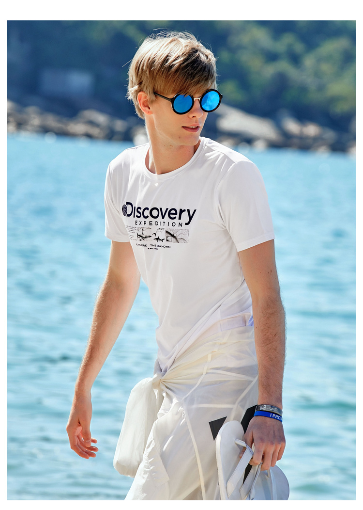 Discovery 男速干弹力印花T恤 图9