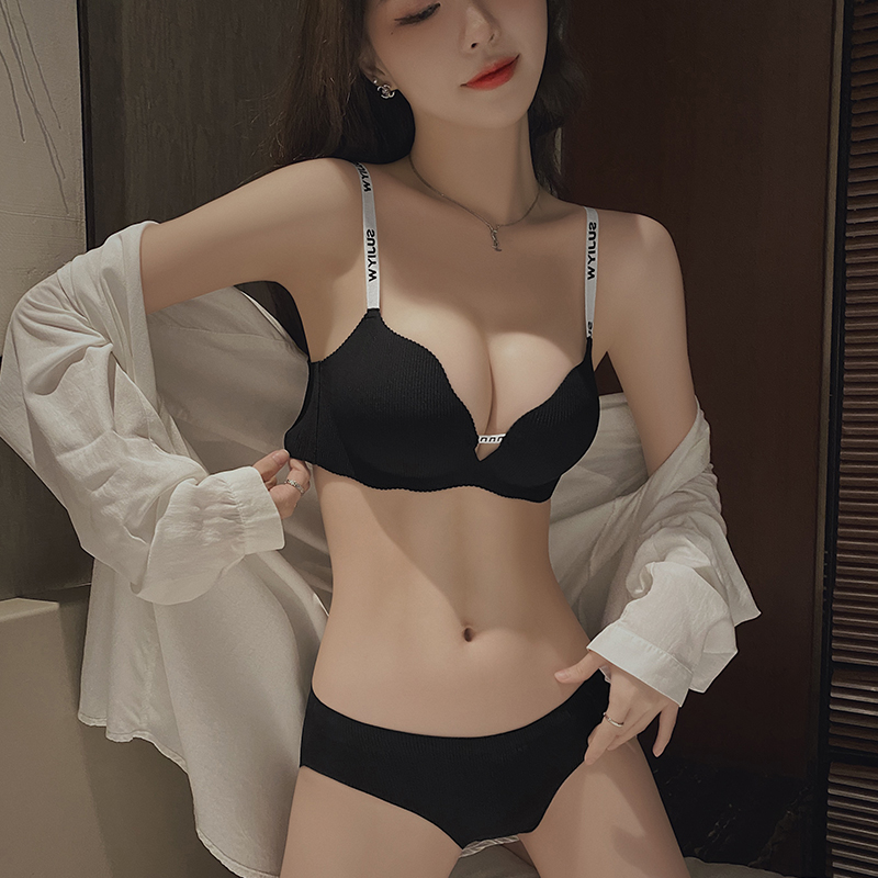 Poly-Woo Underwear Women Small Breasts Poly-proof Drooping Bra Underpants Suit Cards Letter Shoulder Strap can be exposed-Taobao