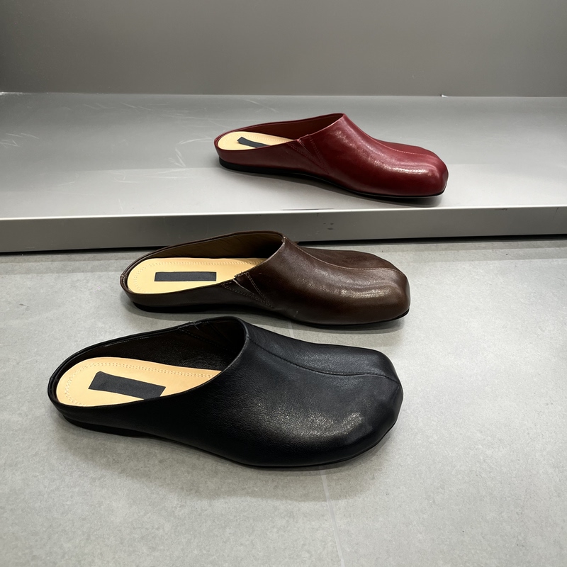 European Station 2026 Spring New European Style Niche Genuine Leather Fashion Trendy Lightweight Casual Closed-Toe Women's Slippers