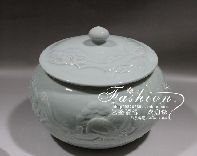 Porcelain urn ceramic urn Jingdezhen ceramic urn