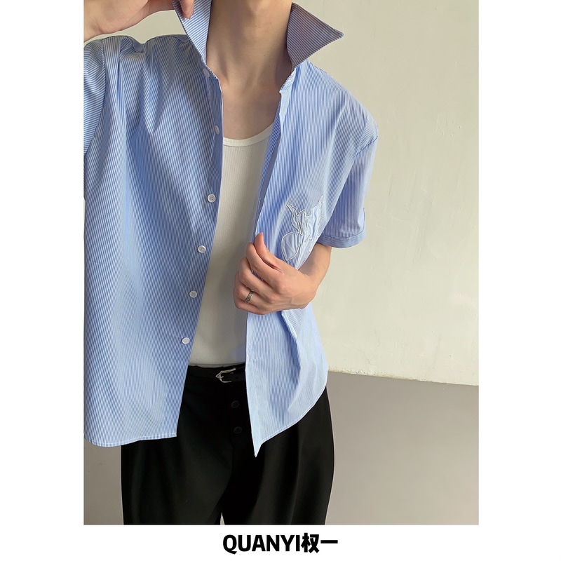 Quanyi Blue Morning Designer Style Summer Casual Striped Embroidered Short Sleeve Shirt for Men, Niche Half-Sleeve Shirt Quanyi Blue Morning Designer Style Summer Casual Striped Embroidered Short Sleeve Shirt for Men, Niche Half-Sleeve Shirt