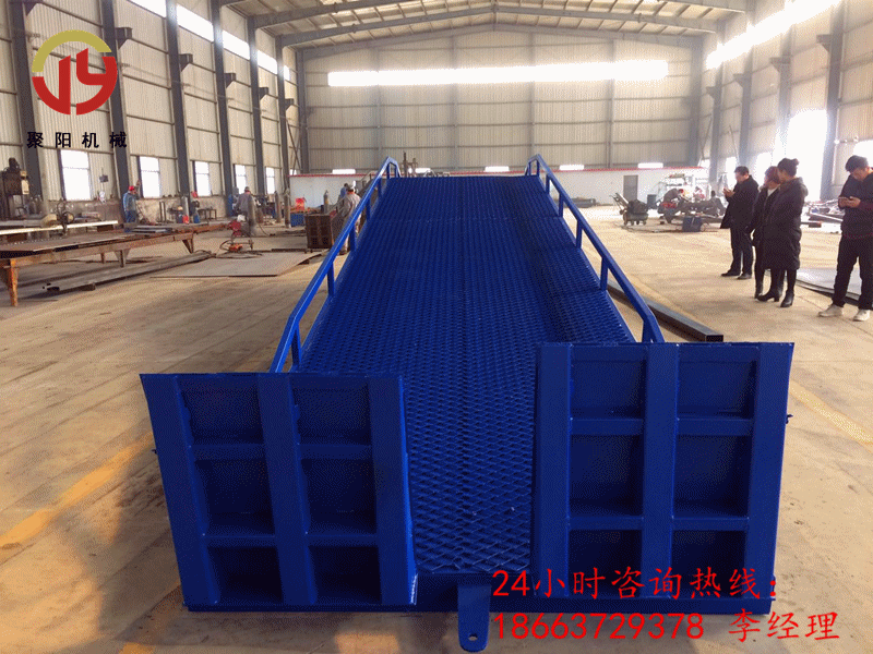 Mobile fixed loading and unloading platform manual hydraulic loading bridge elevator 8 tons 10 tons container loading bridge platform