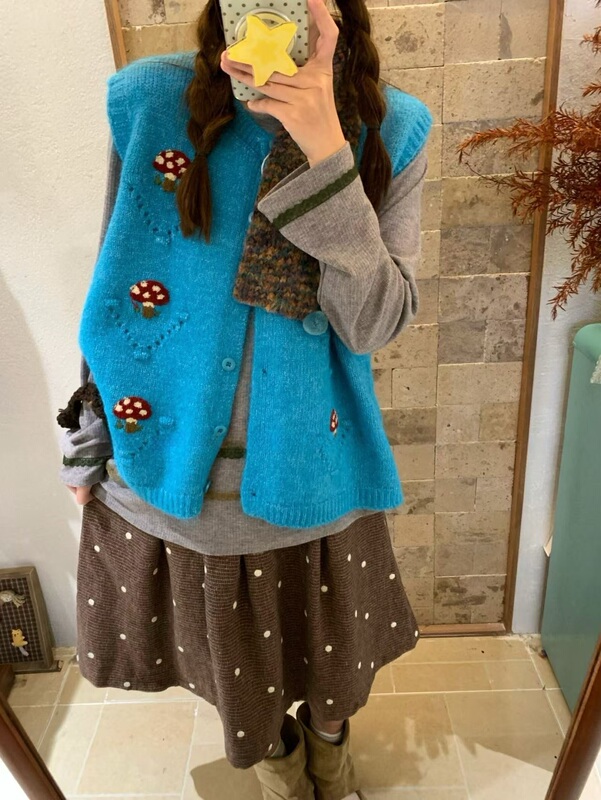 Japanese Retro Mushroom Embroidered Knitted Vest
