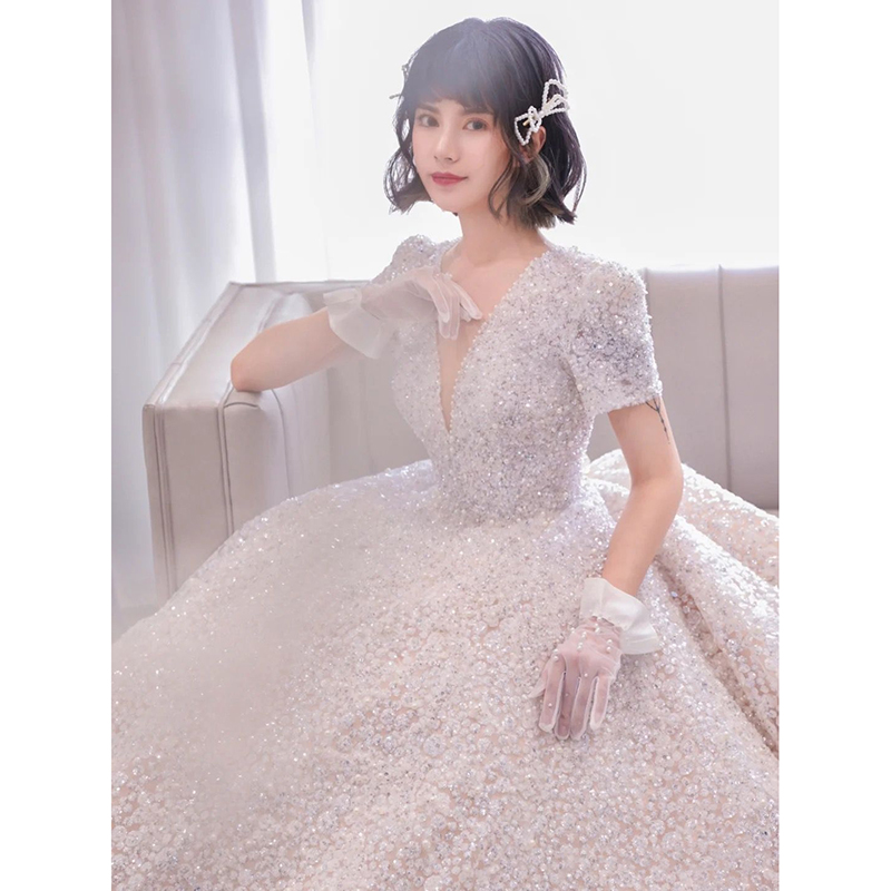 French Light Wedding Get 2021 New Bridal V -neck Luxury Heavy Industry Palace High -end Dragon Tail Advanced Summer Summer French Light Wedding Get 2021 New Bridal V -neck Luxury Heavy Industry Palace High -end Dragon Tail Advanced Summer Summer