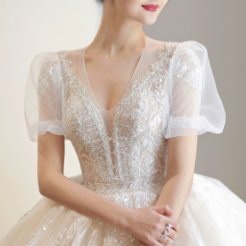 French main wedding dress 2021 new bride luxurious V -neck summer heavy work luxury high -end tract small small summer French main wedding dress 2021 new bride luxurious V -neck summer heavy work luxury high -end tract small small summer