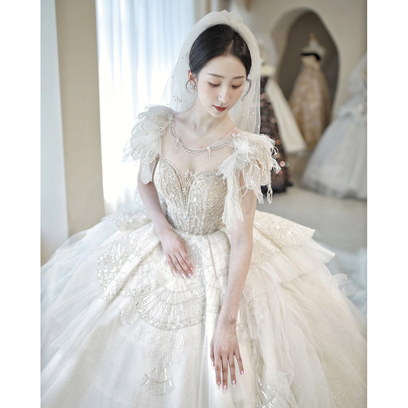 Retro advanced tube top for bride, 2023 collection, suitable for teen, high-end, french style Retro advanced tube top for bride, 2023 collection, suitable for teen, high-end, french style