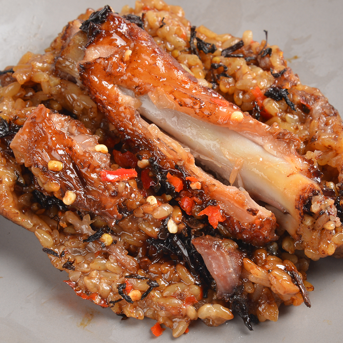 Mince the pepper