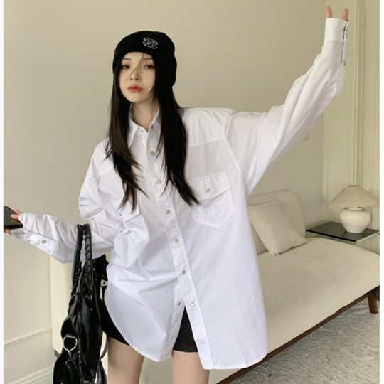 Design-Focused, Unique White Shirt Jacket for Women, Suitable for Early Spring and Autumn, Loose-Fitting, Bf Style, Lazy Style, Layered Shirt, Mid-Length Top