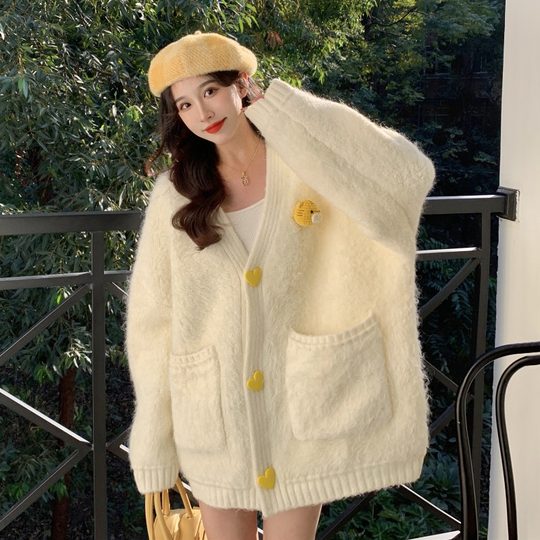 Soft and Lazy Style Sweater Coat for Women, Spring and Autumn Loose Design, Niche Sweet Mid-Length Knitted Cardigan Top
