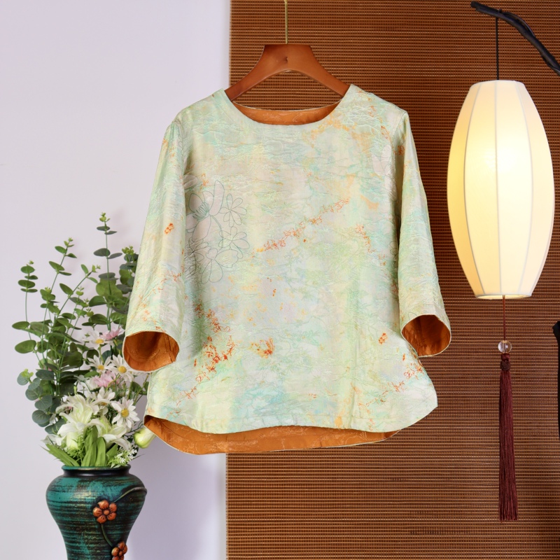【1209】Xiangyunsha New Chinese Style Top for Women, Round Neck, Three-Quarter Sleeves, Plant and Floral Print, Loose Fit, Light Green
